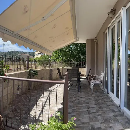Faidra's House Apartment Lefkada City