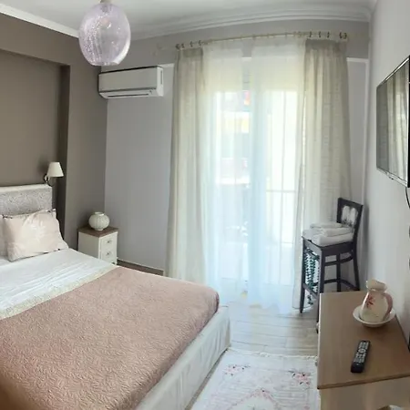 Faidra's House Apartment *